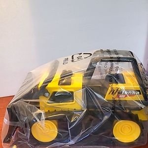 Tonka bulldozer NEW IN WRAP